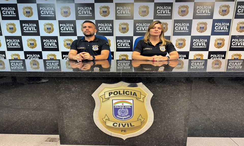 Os Delegados: Ney Luiz titular da Delegacia de Ipojuca e Ana Luiza da Seccional do Cabo falaram sobre a operao em coletiva de imprensa na manh desta quinta (19) (Foto: Divulgao/PCPE)