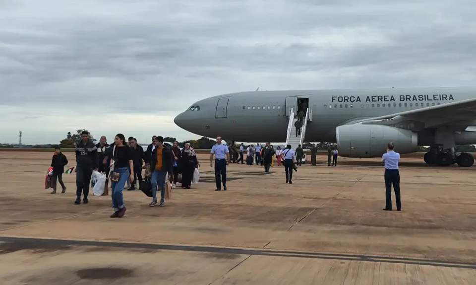 Voo pousou na manh deste sbado (23), em Braslia (foto: Gov/BR)