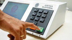 Eleies 2024: entenda como votar para prefeito e vereador na urna eletrnica (Nelson Jnior/TSE)