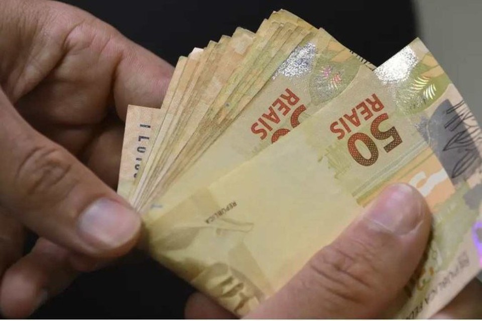 
O dinheiro  liberado via sistema do Banco Central (foto: Marcello Casal Jr/Agncia Brasil)