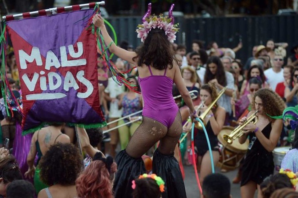 
86% da populao brasileira concorda que ainda existe assdio no carnaval e que  responsabilidade de todos combater a prtica (foto: Ed Alves/CB/DA.Press)