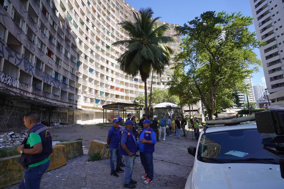 O Edifcio Holiday fica na Rua Salgueiro, n 73, em Boa Viagem, na Zona Sul do Recife  (Foto: Divulgao)