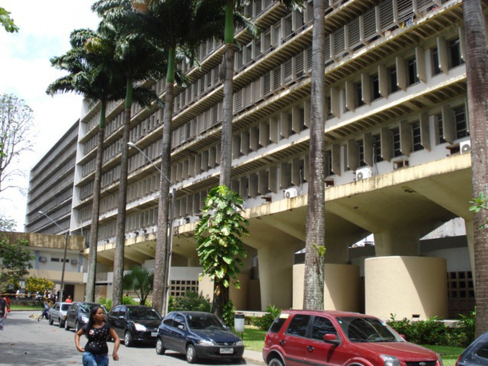 O HC-UFPE fica no bairro da Vrzea, na Zona Oeste do Recife  (Foto: Arquivo )