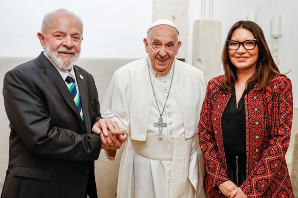 
Lula e Janja se encontram com o Papa Francisco (foto: Reproduo/Redes Sociais)