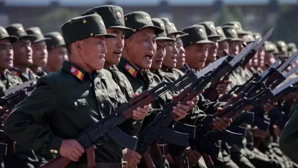 O secretrio de Defesa dos Estados Unidos, Lloyd Austin, afirmou mais cedo que Washington tem provas da presena de soldados da Coreia do Norte na Rssia. (foto: AFP via BBC)