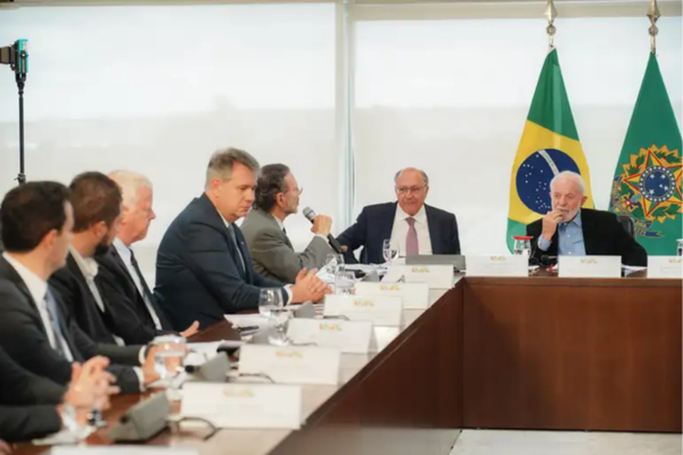 Uma das principais preocupaes do presidente Lula  a inflao (Crdito: Rafa Neddermeyer/Agncia Brasil)