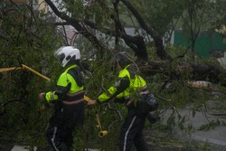 Tufo atinge Taiwan e provoca mortes e feridos (Foto: WALID BERRAZEG / AFP
)