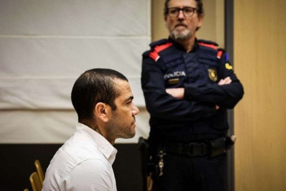 O julgamento de Daniel Alves comeou no dia 5 e foi at 7 de fevereiro (Crdito: JORDI BORRAS / POOL / AFP)