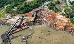 Porto em Manacapuru, no Amazonas, desaba em meio a obras (foto: Reproduo/Vereador Sass)