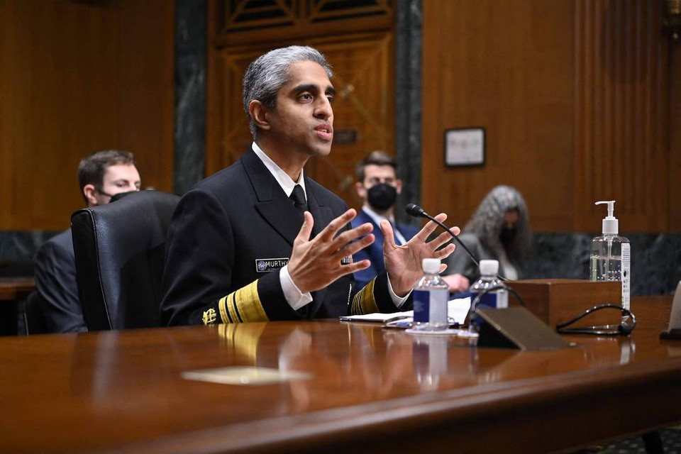 Diretor-Geral de Sade dos Estados Unidos, Vivek Murthy (foto: Mandel Ngan/AFP)