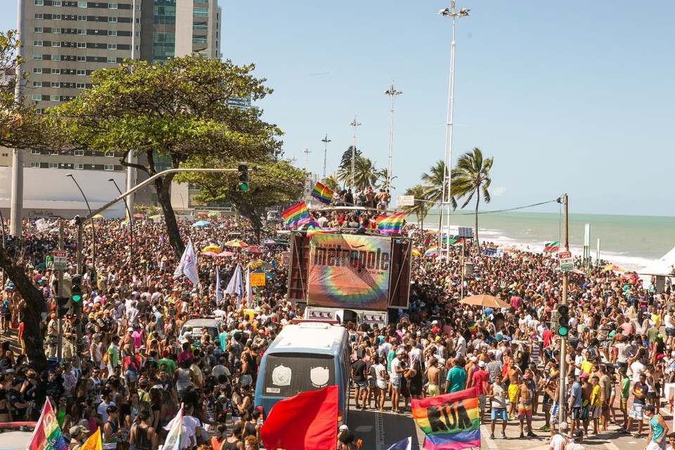 Parada da Diversidade acontece domingo  (Foto: divulgao)