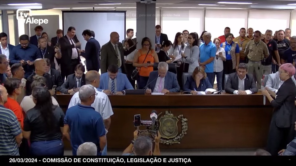 A sesso da CCLJ aconteceu nesta tera (26), na Alepe, na rea Central do Recife  (Foto: Reproduo/TV Alepe )