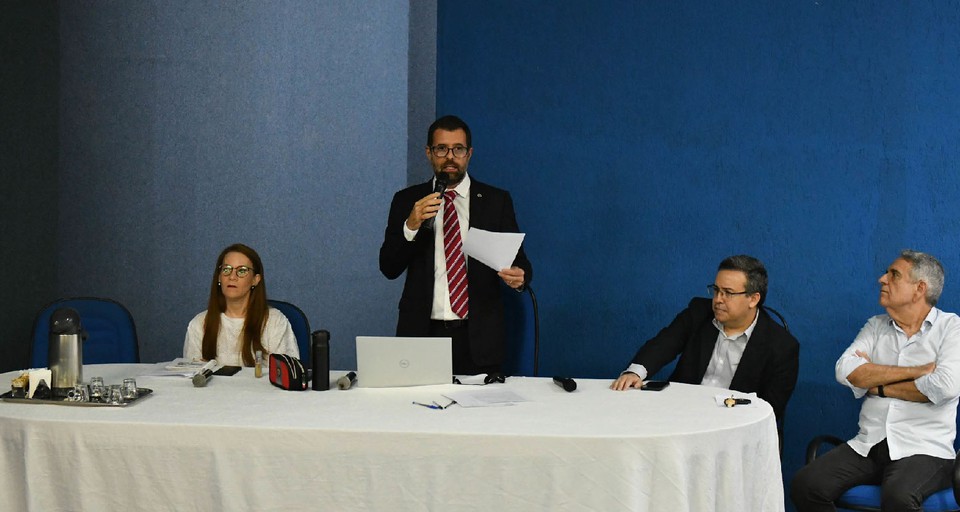 A reunio ocorreu no auditrio do Colgio Salesiano, no bairro da Boa Vista, no centro do Recife. (Foto: Divulgao)