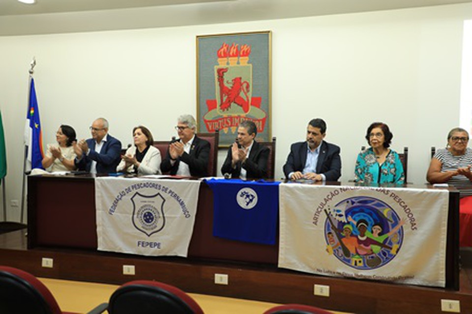 A cerimnia de lanamento contou com representantes de diversas entidades representativas de pescadores do estado de Pernambuco e, tambm, da Regio Nordeste (Foto: Bruno Nogueira)