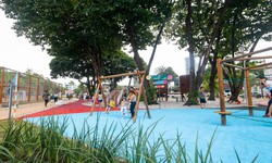 Parque Jardim do Poo  inaugurado em Casa Forte com quadras esportivas, parco e espao para eventos (Foto: Marina Torres/DP Foto)