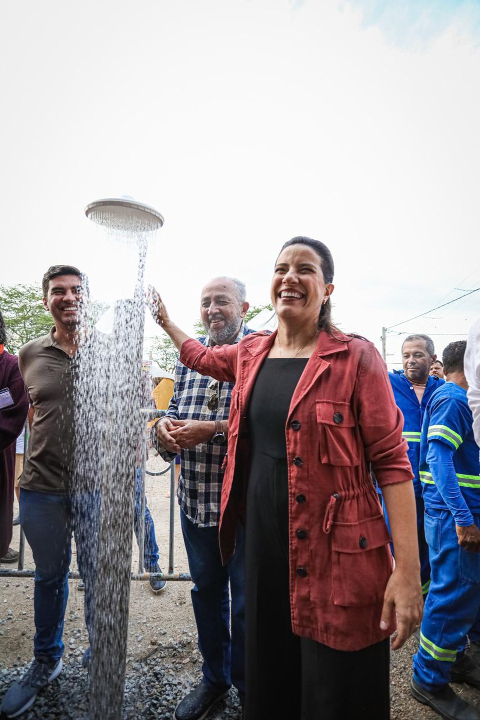 Raquel Lyra anunciou reforo de abastecimento  (Foto: Miva Filho/Governo de Pernambuco )