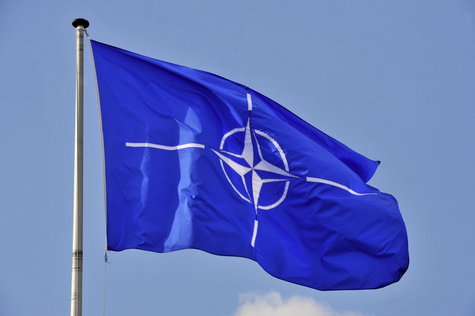 Planejamento inicial da OTAN  assumir parte da coordenao de uma coalizo liderada pelos EUA, chamada de grupo Ramstein (Foto: AFP)