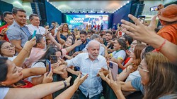 Lula durante cumprimento de agenda no Cear 