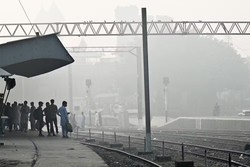 Poluio em cidade do Paquisto ultrapassa recorde histricos do aceitvel pela OMS (foto: Arif ALI / AFP
)