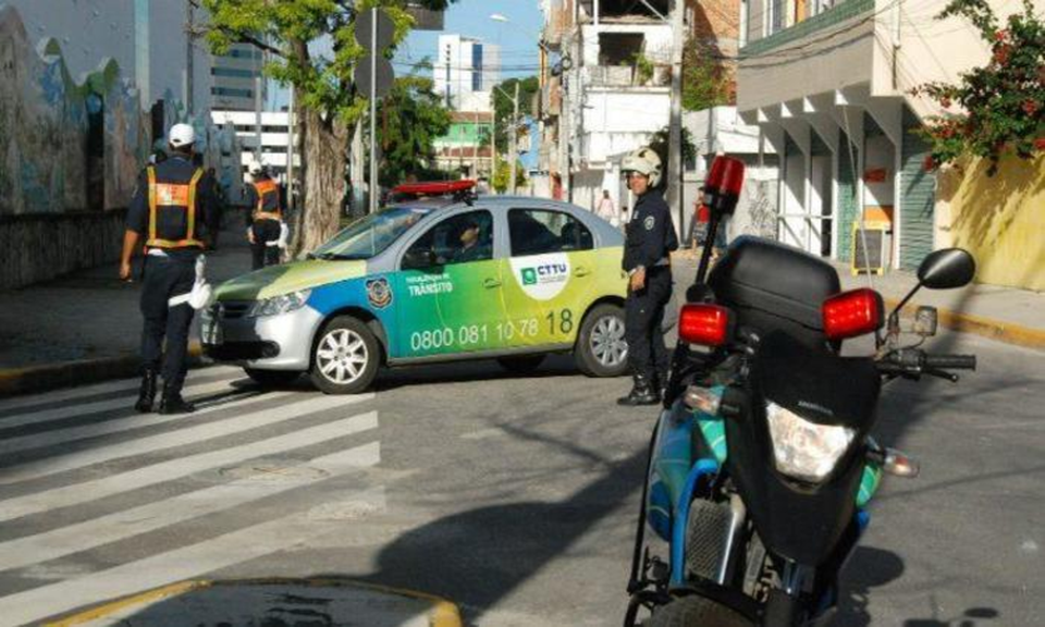 Agentes da Autarquia de Trnsito e Transporte Urbano do Recife (CTTU) estaro orientando e monitorando o trnsito nas proximidades dos eventos (Foto: Divulgao/CTTU)