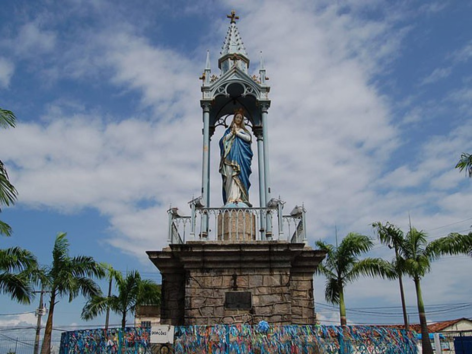 Um elevador levar o religioso at a imagem da Santa, numa altura de seis metros (Foto: Divulgao/Arquidiocese de Olinda e Recife)