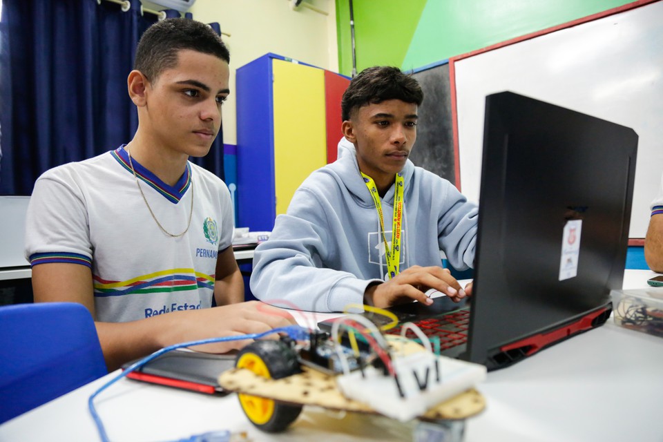 Alunos sero contemplados  (Foto: Governo do Estado )