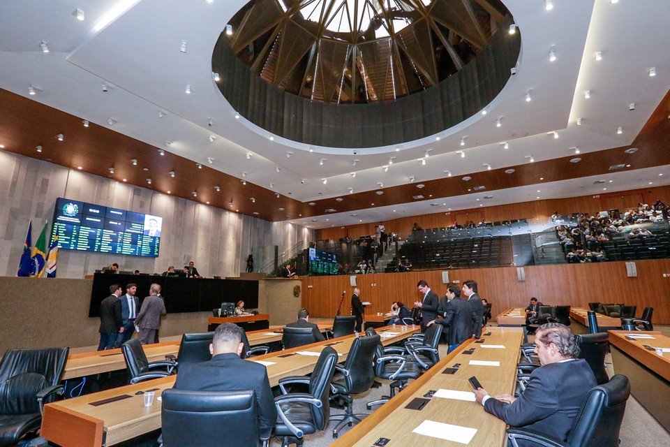 Duas matrias em apreciao pedem autorizao para abertura de crdito suplementar
 (Foto: Roberto Soares/Alepe)