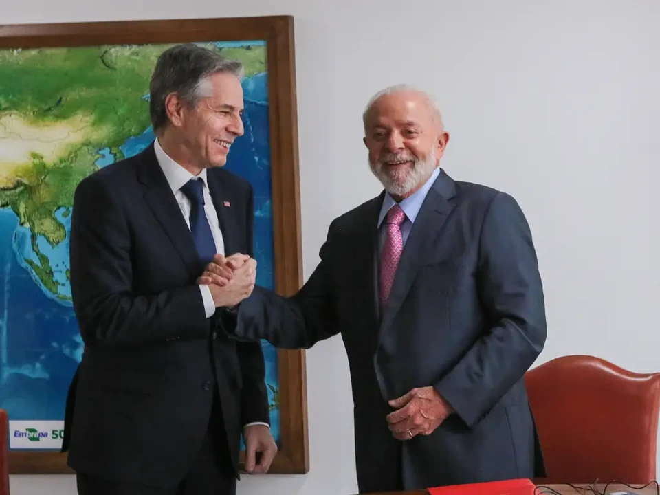 O presidente Luiz Incio Lula da Silva recebeu o secretrio de Estado dos EUA, Antony Blinken (foto: Fabio Rodrigues-Pozzebom/ Agncia Brasil)