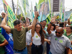 Justia probe propaganda de Daniel Coelho e Gilson Machado por fake news no guia eleitoral e inseres (Foto: Marina Torres/DP)