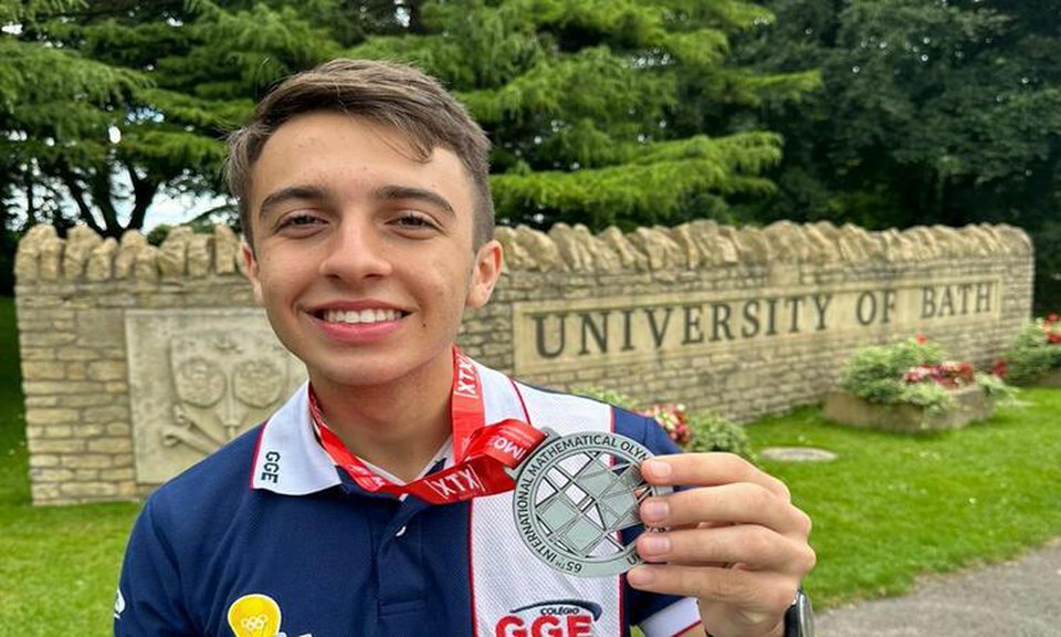 Joo Pedro Bandeira, de 18 anos, realizou o feito em Londres, onde fez parte da seleo brasileira da categoria (Foto: Divulgao)