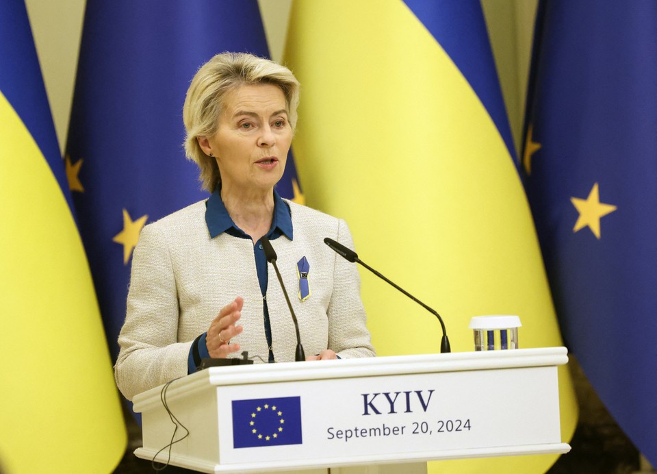 Presidente da Comisso Europeia (CE), Ursula von der Leyen (foto: Anatolii STEPANOV / AFP)