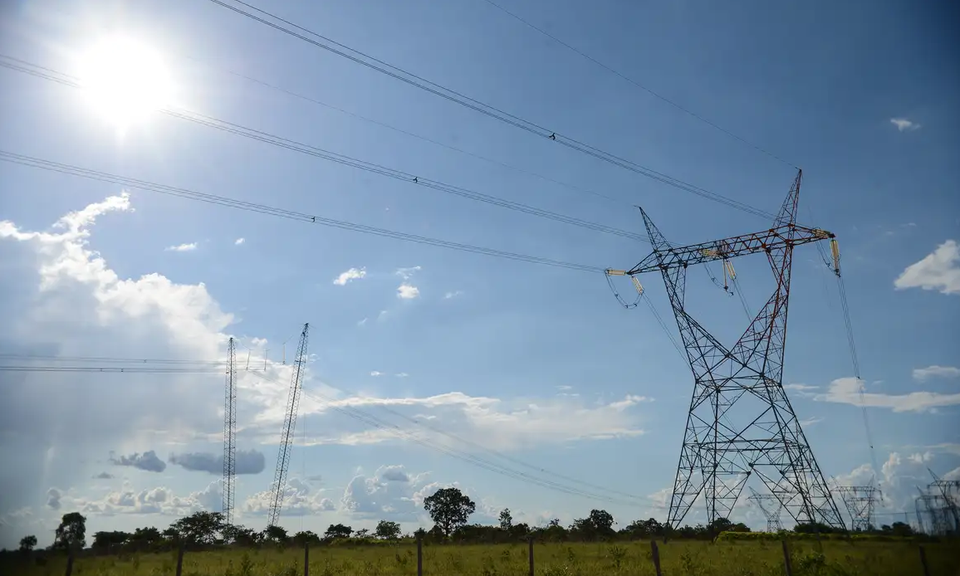 Bandeira tarifria amarela  uma oportunidade para energias renovveis (Foto: Fbio Rodrigues Pozzebom/Arquivo/Agncia Brasil)