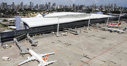 Procon-PE notifica companhias areas no Aeroporto do Recife por sequncias de overbooking ((Divulgao/Aena Brasil))