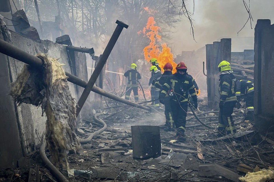  (Foto: HANDOUT / UKRAINIAN EMERGENCY SERVICE / AFP
)