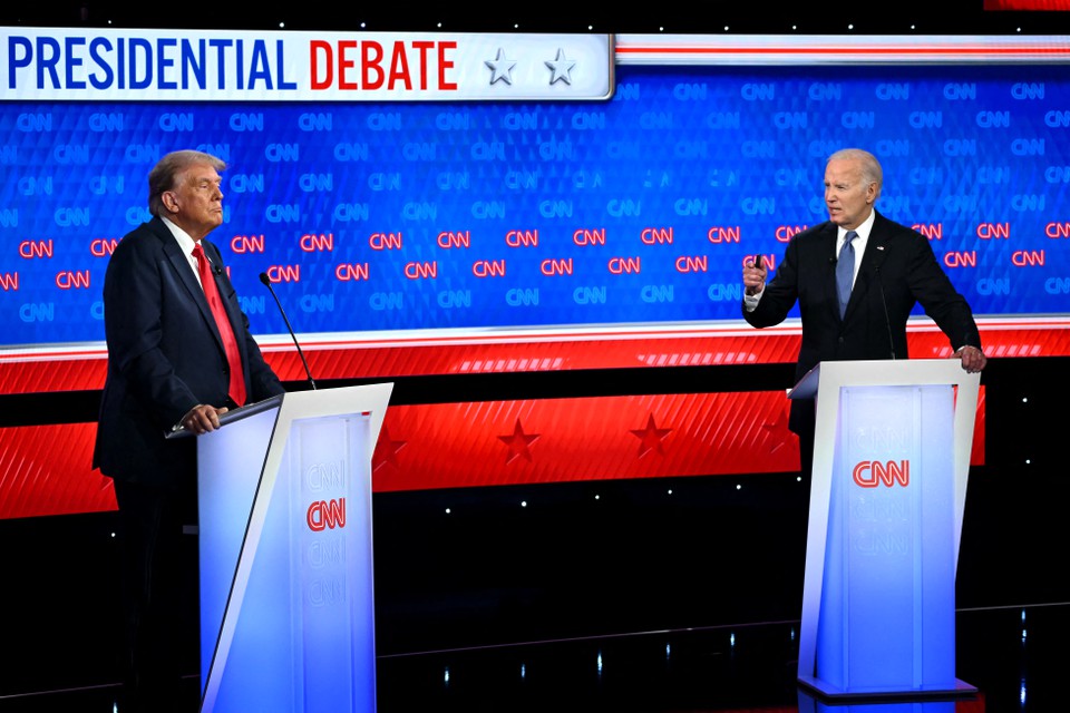 Primeiro debate entre Trump e Biden ocorreu nesta quinta-feira (27) (foto: ANDREW CABALLERO-REYNOLDS / AFP)