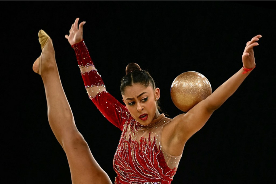 Na classificao, Brbara ficou na oitava colocao de 24 competidoras (Crdito: LOIC VENANCE / AFP)