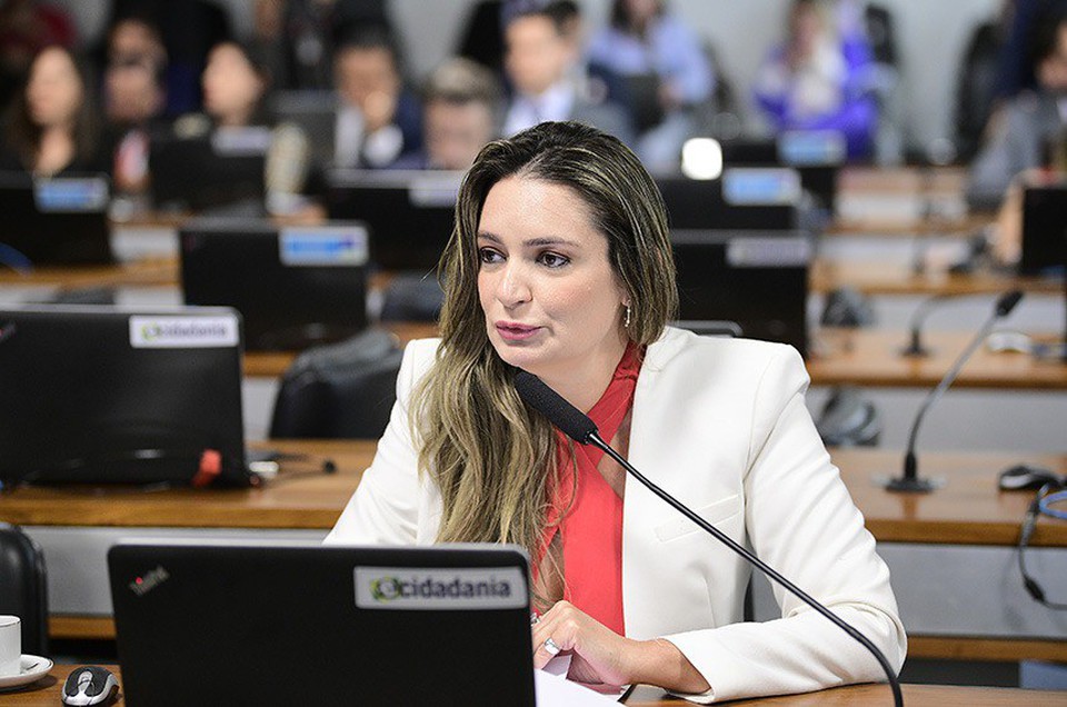 Relatora, Augusta Brito props apenas ajustes de redao ao texto
 (foto: Pedro Frana/Agncia Senado)