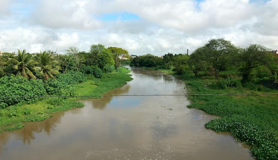 O alerta de cota de alerta foi para o Rio Ipojuca, no municpio de Ipojuca, no Grande Recife  (Foto: Arquivo )