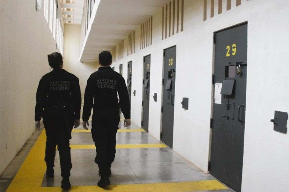 
A PF far a percia das celas dos fugitivos e investigar possveis participaes de agentes na fuga  (foto: Divulgao/Secretaria Nacional de Polticas Penais)