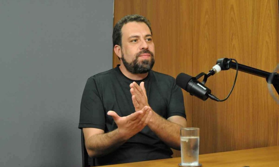 

Guilherme Boulos (Psol) lidera a corrida eleitoral em SP, segundo o Datafolha
 (foto: GLADYSTON RODRIGUES/EM/D.A PRESS)