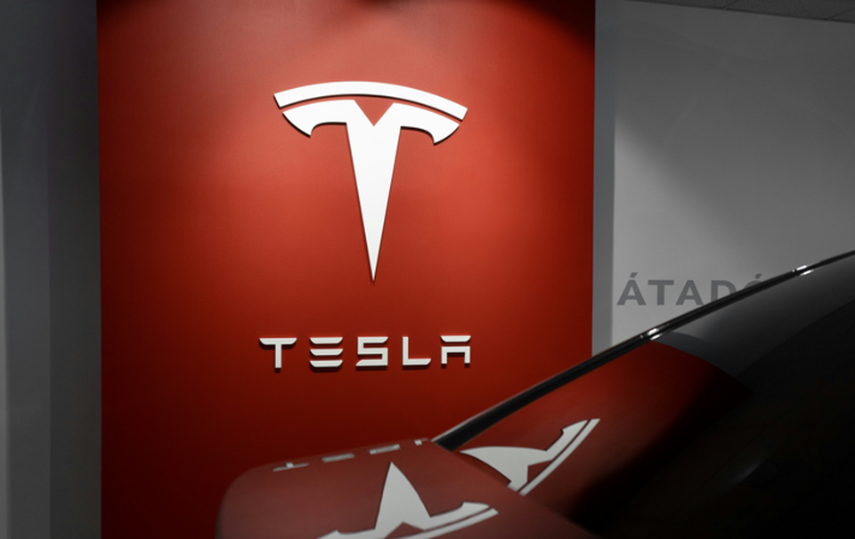Tesla vai despedir mais de 10% da sua fora de trabalho (Foto: Unsplash)