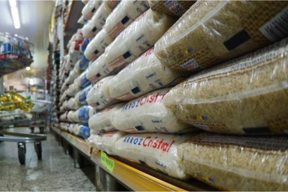 Dois tipos de arroz no parboilizados e um tipo polido foram includos na Lista de Excees  Tarifa Externa Comum (Letec) 
 (crdito: Ed Alves/CB/DA.Press)