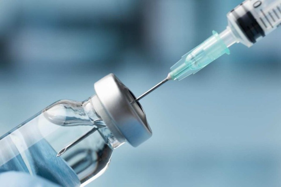 
O imunizante foi testado em pacientes de 2 a 59 anos e demonstrou eficcia em todas as faixas etrias  (foto: Freepik/Reproduo)