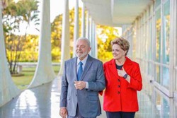 Oito anos aps impeachment, Dilma  recebida no Alvorada por Lula (foto: Ricardo Stuckert/Palcio do Planalto)
