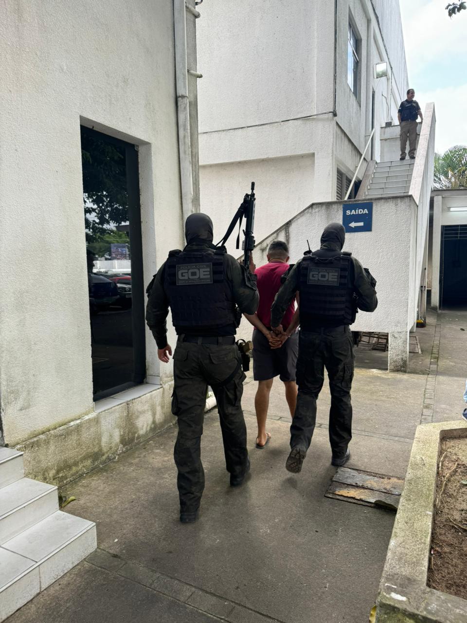 Policiais realizaram operao nesta quinta (19)  (Foto: Polcia Civil )