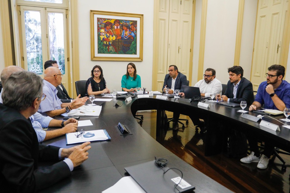 Na ocasio, foram apresentados os detalhes do planejamento da obra, que tem como intuito entregar a ilhus e turistas um equipamento moderno, sustentvel, com mais conforto e comodidade (Foto: Miva Filho/Secom)