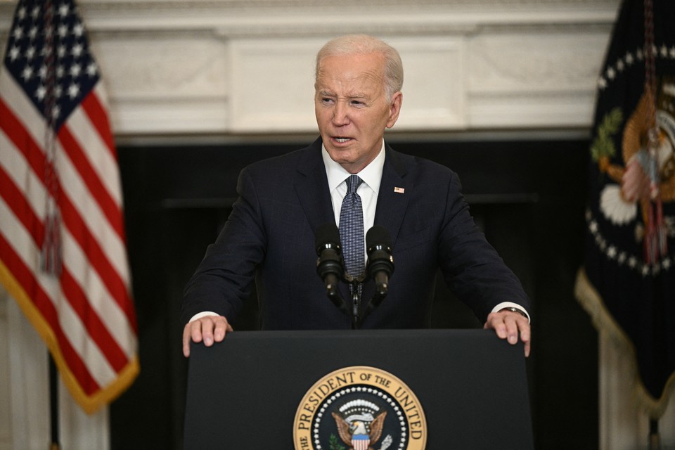 Plano foi revelado pelo presidente dos Estados Unidos, Joe Biden, nesta sexta-feira (31) (foto: Brendan SMIALOWSKI / AFP)