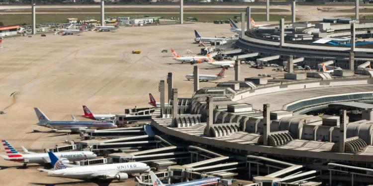 Aeroportos são obrigados a compartilhar informações sobre emergência global