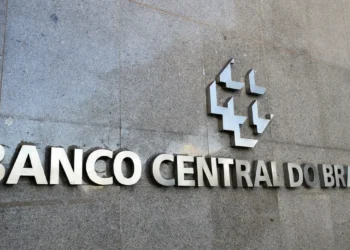 Banco Central surpreende e comunica 3 novos benefícios para salvar os brasileiros