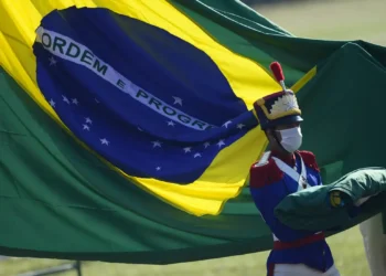 Troca de trabalho: 7 de setembro no domingo pode ser alterado para segunda